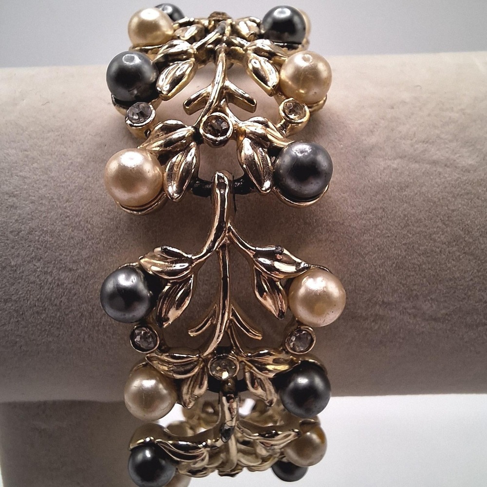 Vintage Coro leaf bracelet white gray stones rhinestones Mid Century Classic